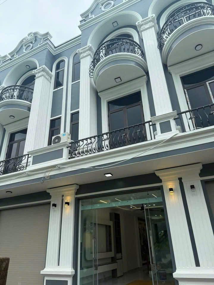 Chào bán căn 3 tầng hiện đại tại